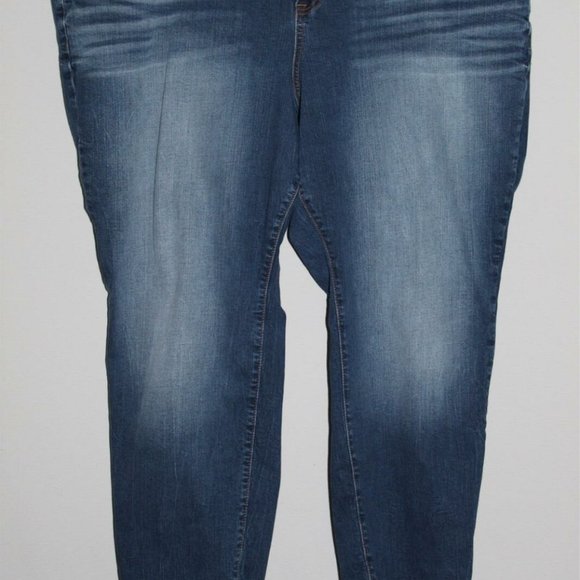 Torrid Boyfriend Jeans Size 26S 26 Short H10122 - Picture 2 of 9